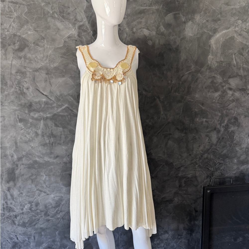 Elegant Cream Midi Dress